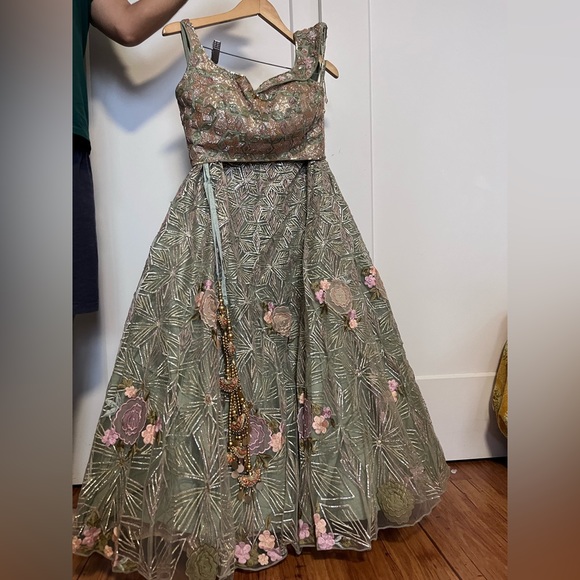 Pastel Green Elegant Lahenga - Picture 5 of 5